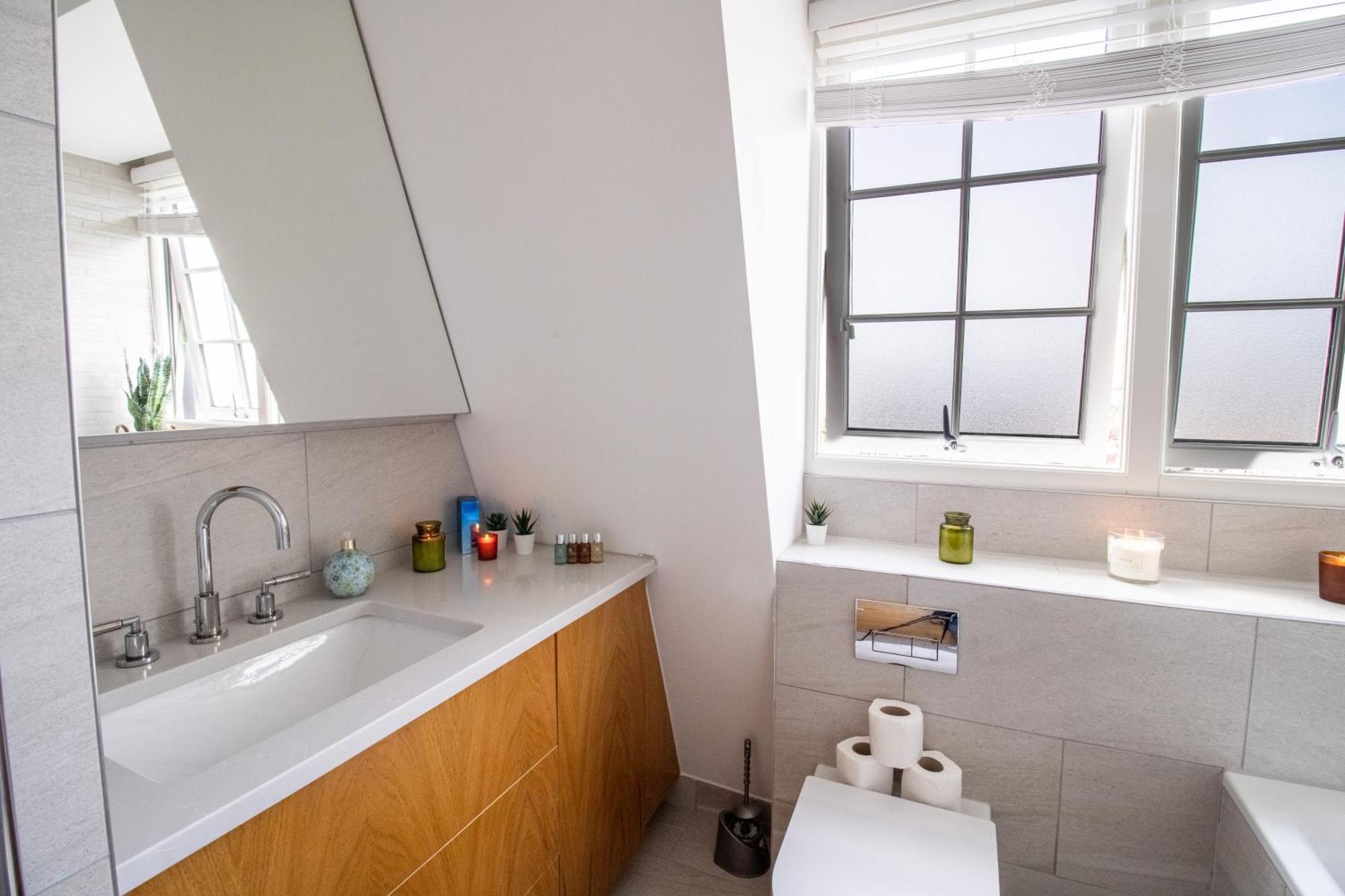 Luxurious 1-Bedroom Penthouse In Marble Arch 71 Londen Buitenkant foto