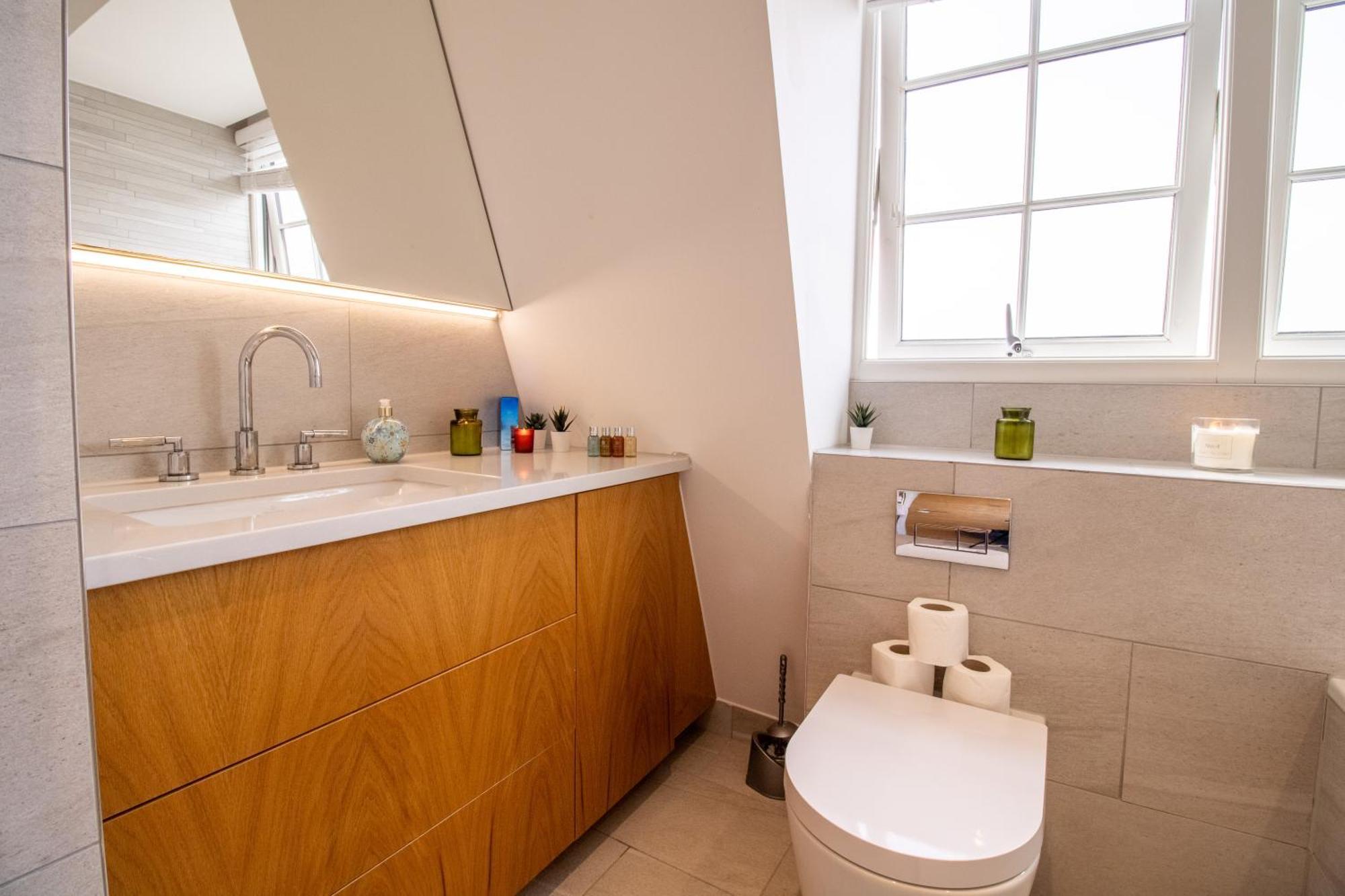 Luxurious 1-Bedroom Penthouse In Marble Arch 71 Londen Buitenkant foto