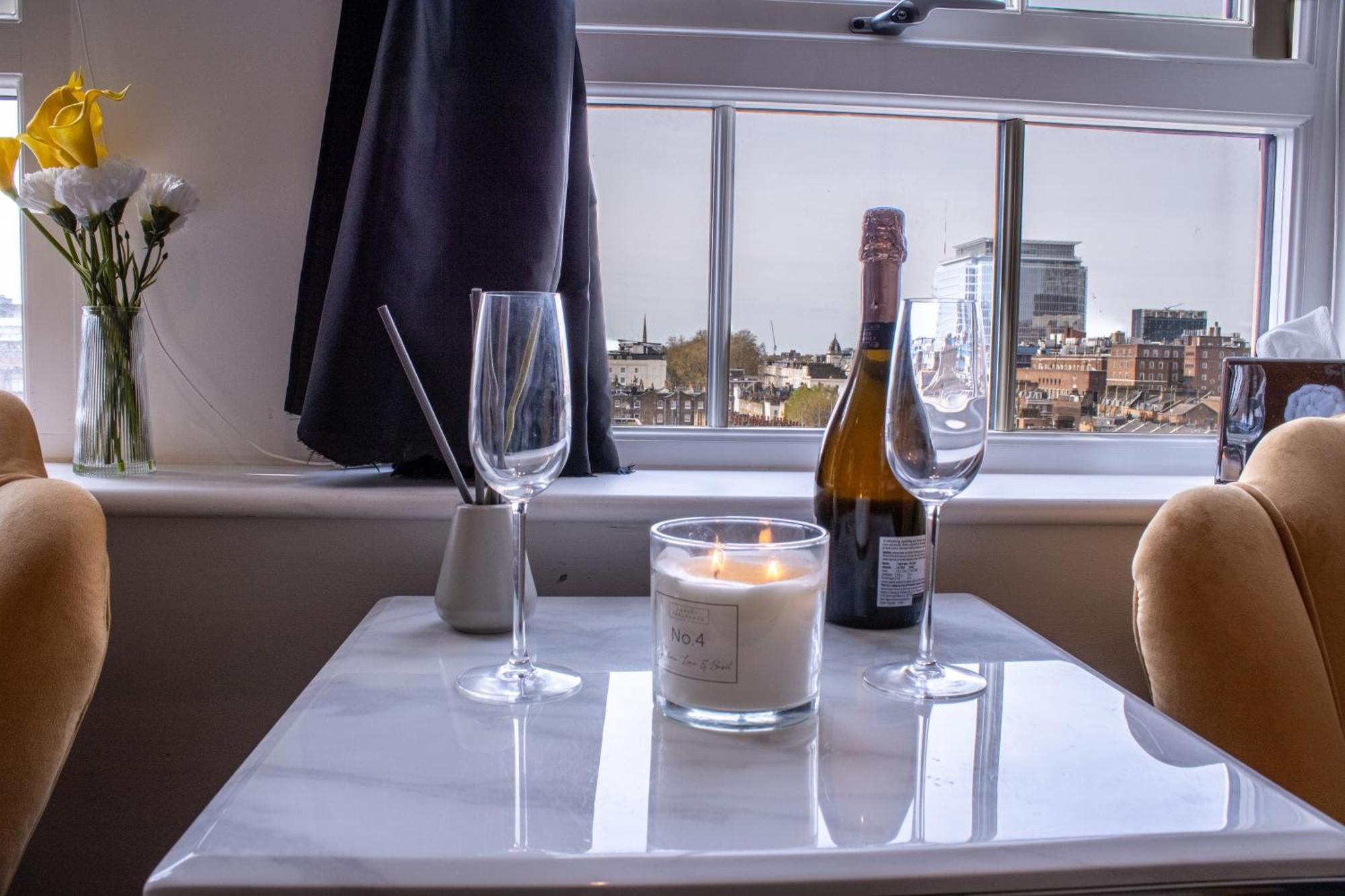 Luxurious 1-Bedroom Penthouse In Marble Arch 71 Londen Buitenkant foto